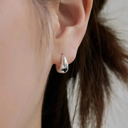 Chunky Modern Hoop Earrings shop name