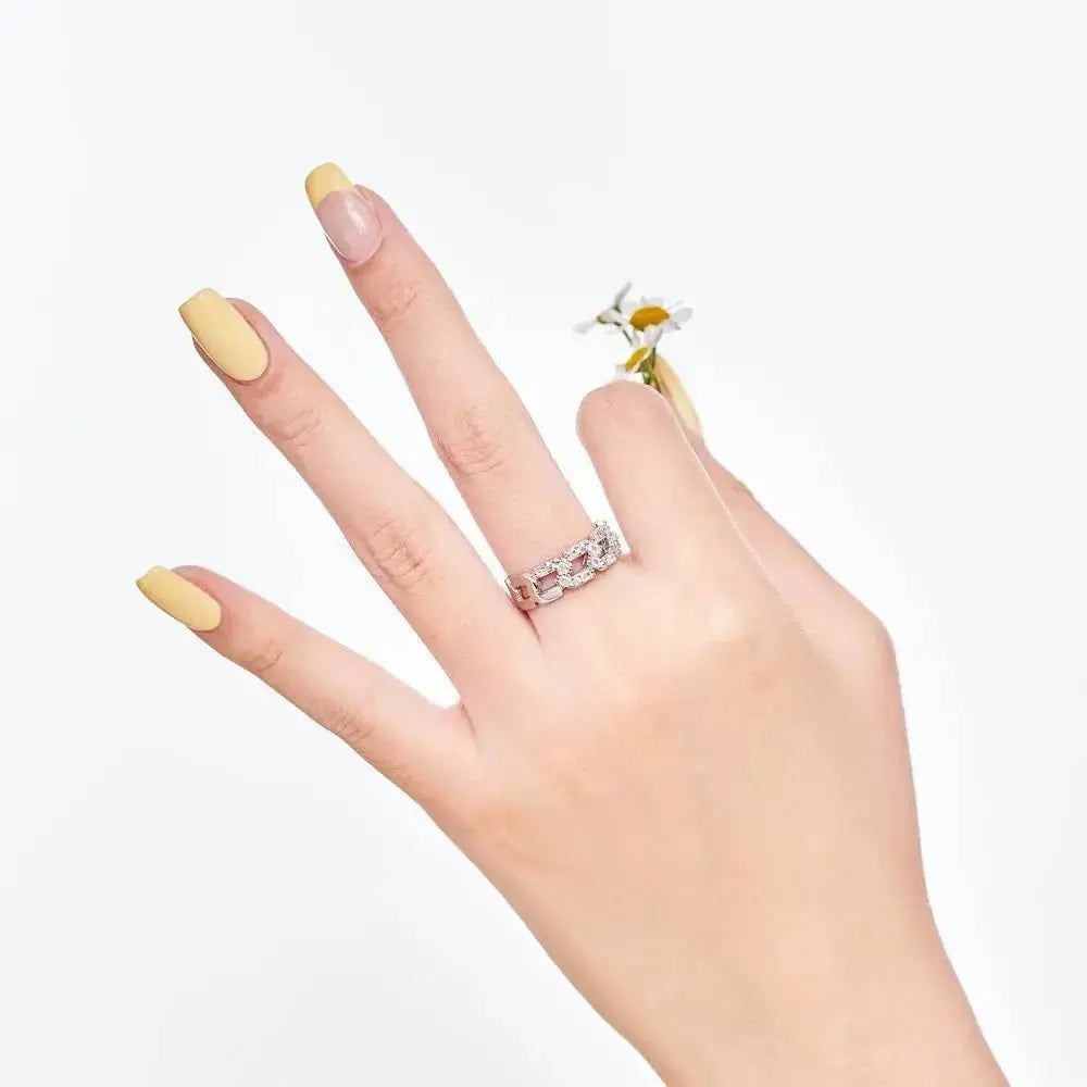 Lux Silver Dazzle Pattern Ring shop name