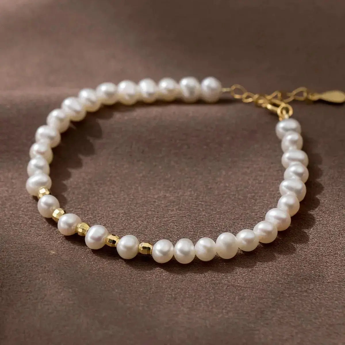 Pearl Road Gold Bracelet (small) shop name