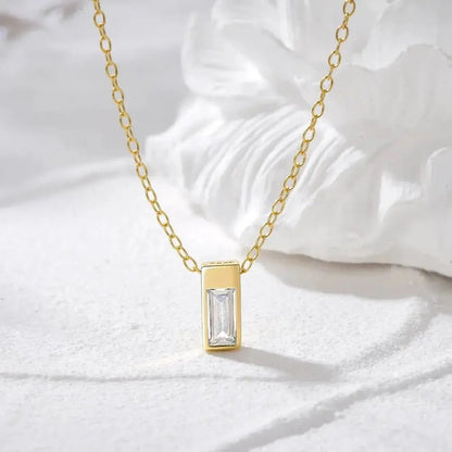 Rectangular modern pendant necklace