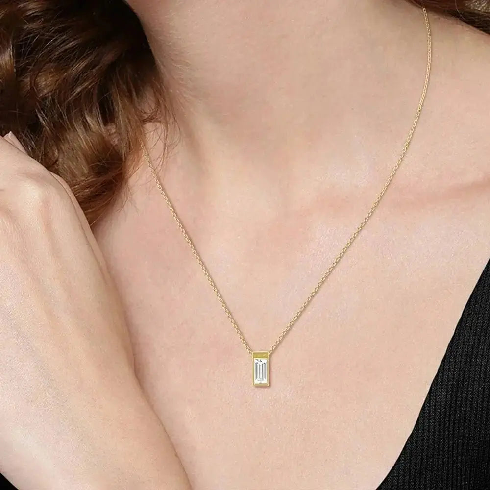 Rectangular modern pendant necklace