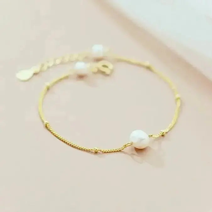 Three Pearl Vintage Vibe Gold Bracelet (small)